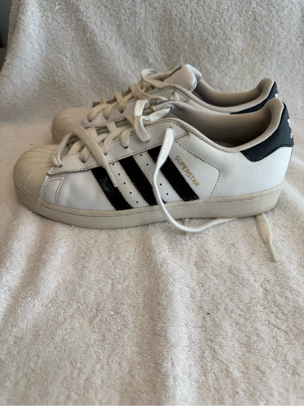Adidas Originals Superstar White Black Gold Shell Toe Sneaker Womens Sz7 EG4958 - Picture 4 of 10
